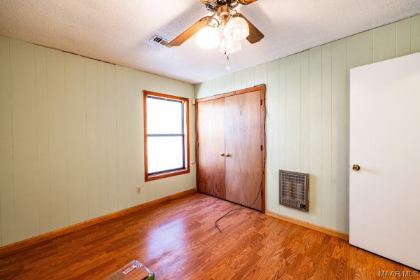 390 County Road 423 .