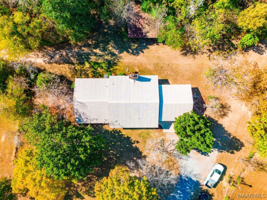 390 County Road 423 .