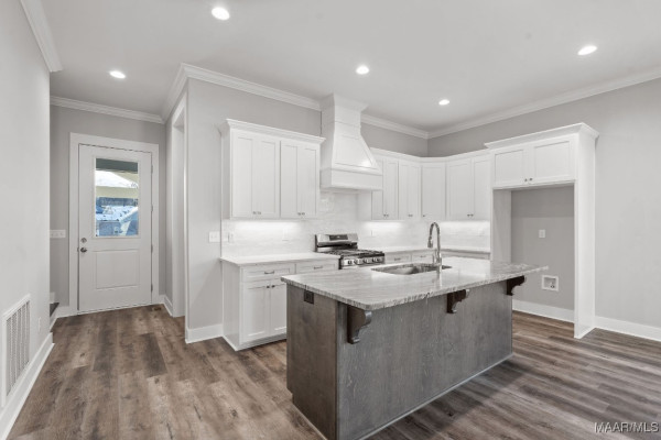 120 Hillbrook Drive