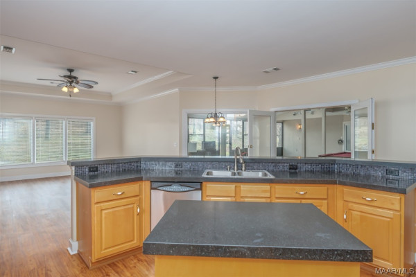 15 Woodhill Trace