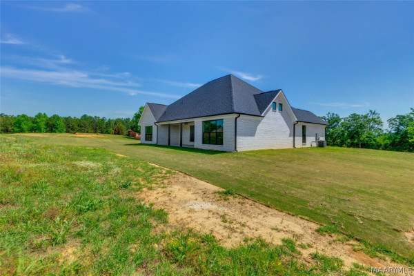 80 Crest Loop Road