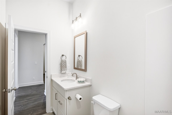 1438 Barret Park Way