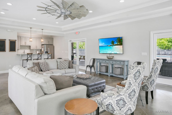 1438 Barret Park Way