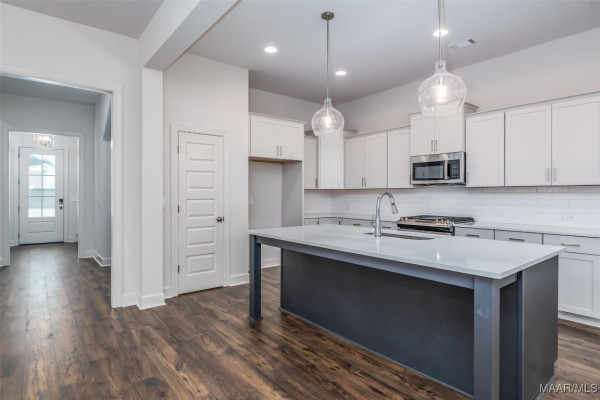 1438 Barret Park Way