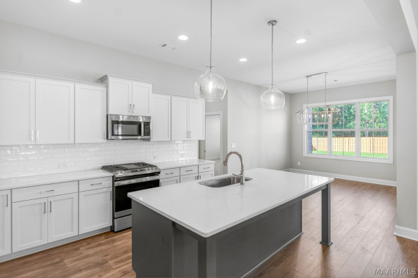 1438 Barret Park Way