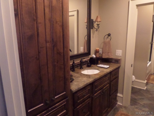 6622 Kathmoor Drive