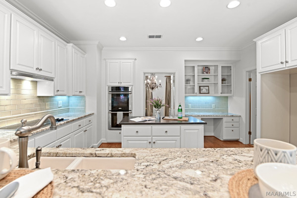 9808 Wynchase Circle