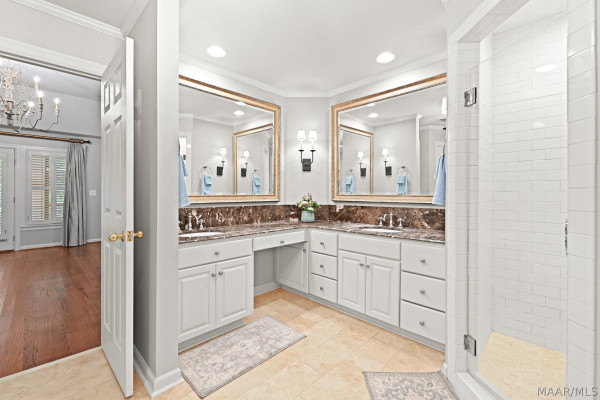 9808 Wynchase Circle