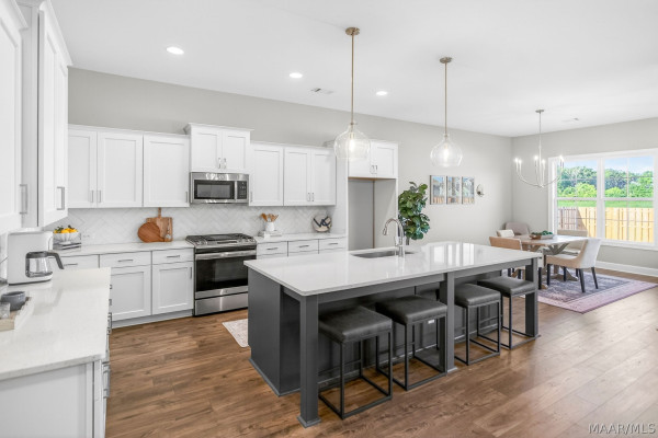 1420 Barret Park Way