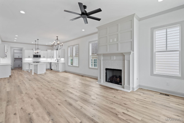 254 Crosslake Way