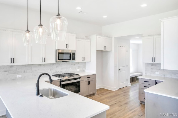 1415 Barret Park Way