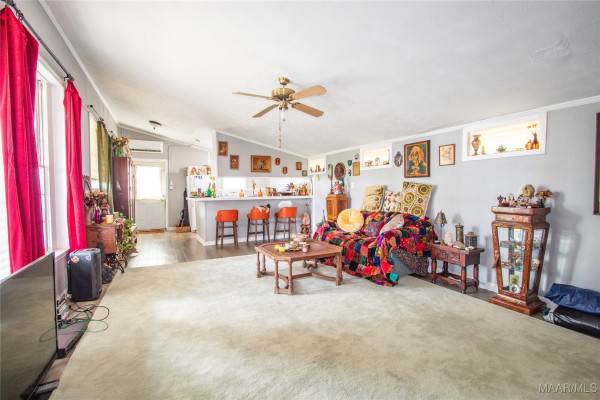 601 N Pickett Street