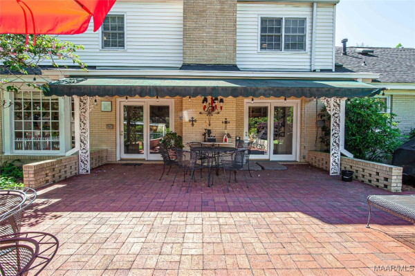 3051 Hill Hedge Drive