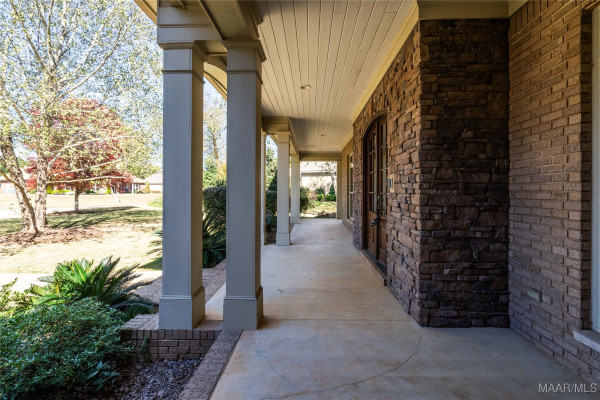 156 Walnut Point Drive