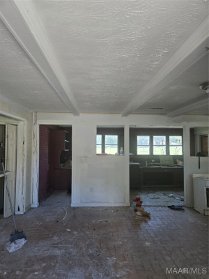 3703 CAMBRIDGE Road