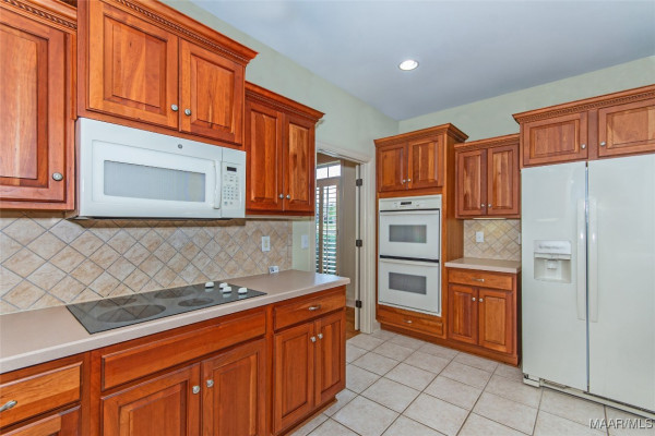 275 Inverness Road