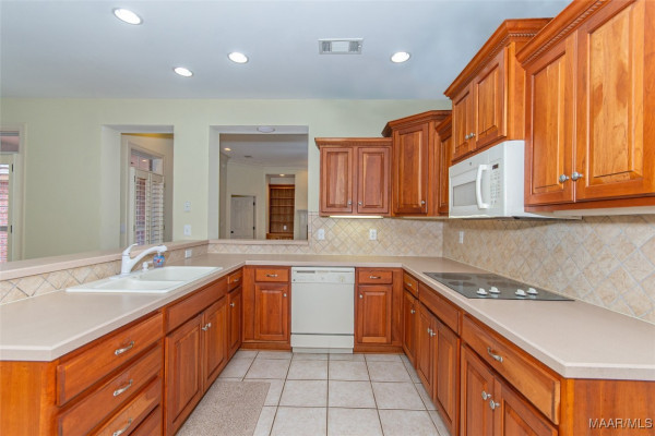 275 Inverness Road