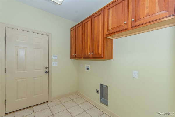 275 Inverness Road
