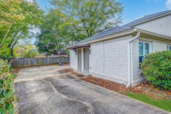 3150 Highfield Drive