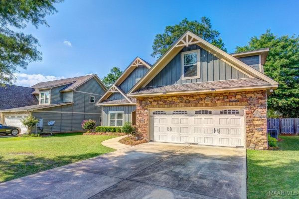 44 N ONYX Court