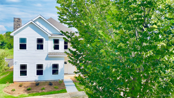 300 Avenue Of Learning .