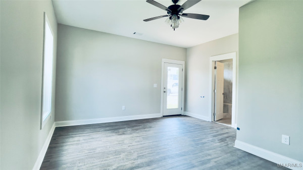 300 Avenue Of Learning .