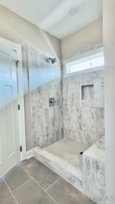 300 Avenue Of Learning .