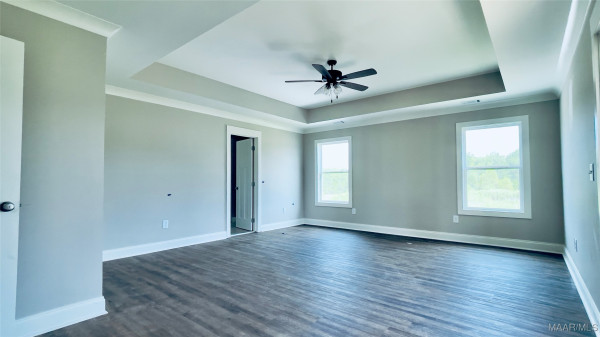 300 Avenue Of Learning .