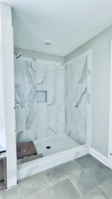 300 Avenue Of Learning .