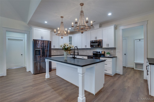 34 Creekwood Drive 2
