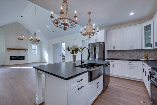 34 Creekwood Drive 2