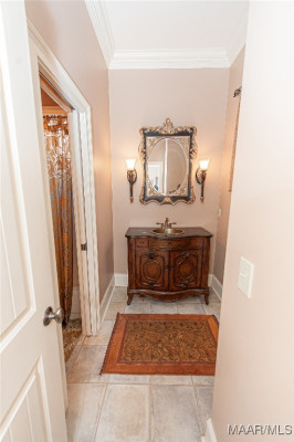 3669 Oak Grove Circle