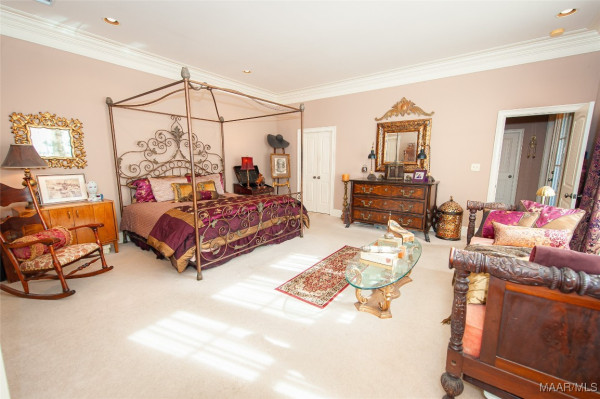 3669 Oak Grove Circle