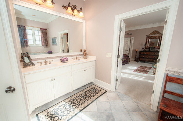 3669 Oak Grove Circle