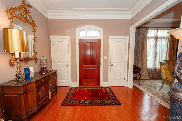 3669 Oak Grove Circle