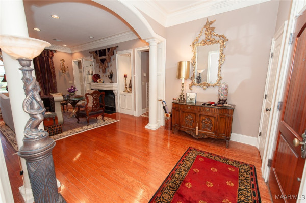 3669 Oak Grove Circle