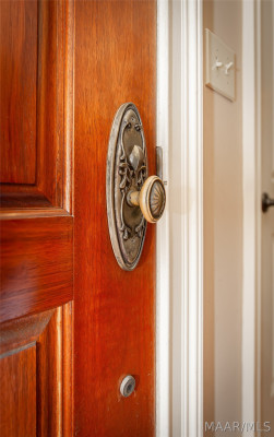 3669 Oak Grove Circle