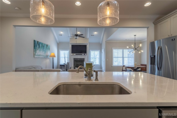 1443 Trolley Road