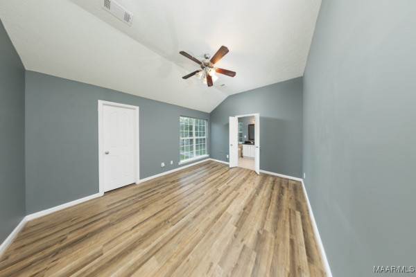 5860 PINELEAF Drive