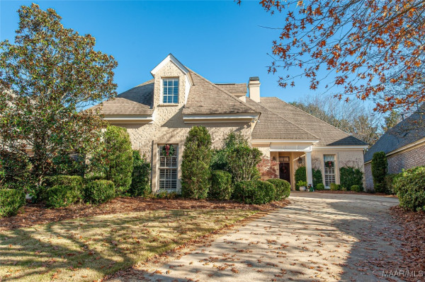 3656 Oak Grove Circle