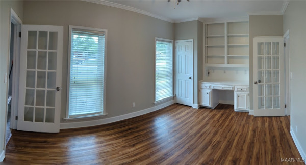 742 SUMMER Lane