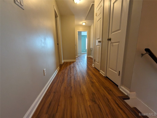 742 SUMMER Lane