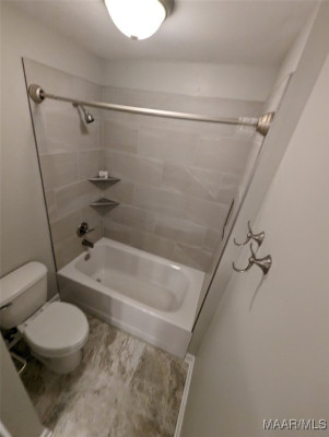 742 SUMMER Lane