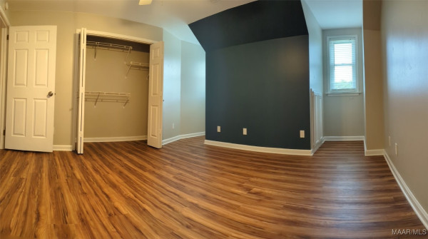 742 SUMMER Lane