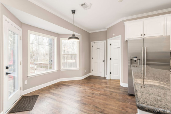 297 Hickory Place