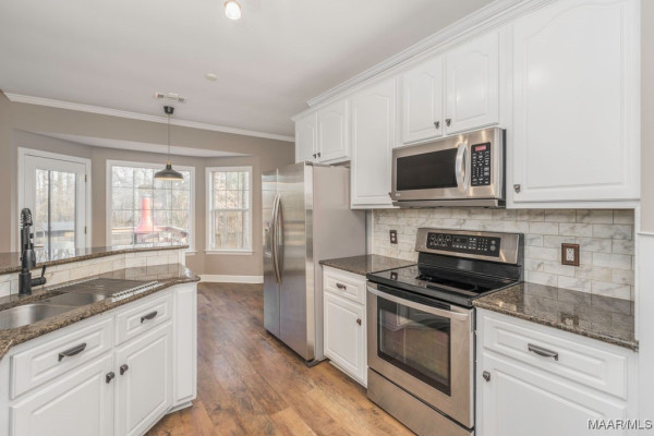 297 Hickory Place