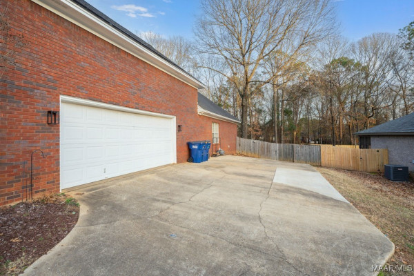 297 Hickory Place