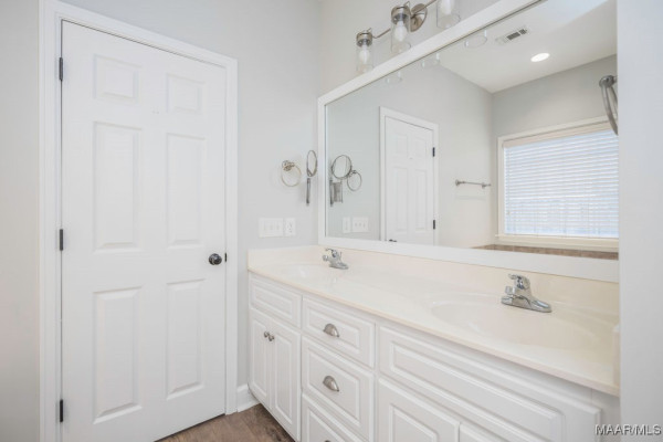 297 Hickory Place