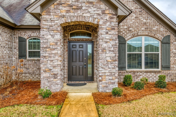 9290 CRESCENT LODGE Circle