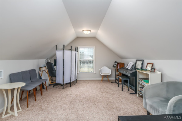 9290 CRESCENT LODGE Circle